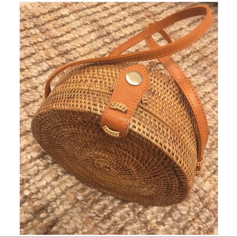 Straw bag